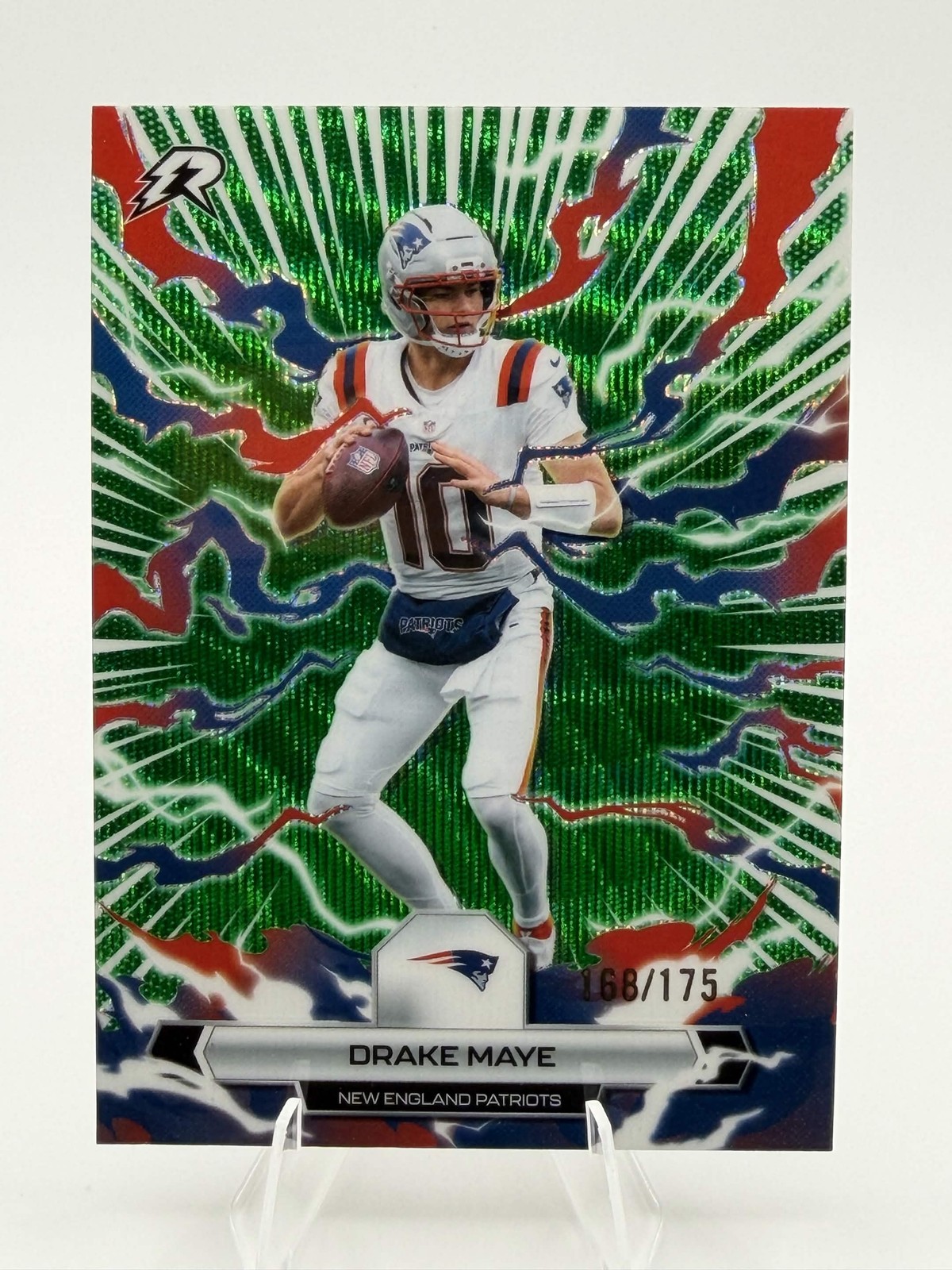 2025 Topps Resurgence #66 Drake Maye Green Surge Refractor #/175