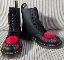 Dr. Martens 1460 Black Leather Pascal Red Sequin Hearts Flowers Boots NWT Size 5