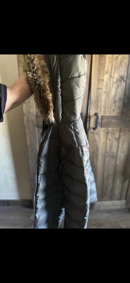 Abrigo The North Face 550 Talla L Verde Hinchado con Capucha Cremallera Piel Bolsillos Profundos/C/ Foto 3 de 4