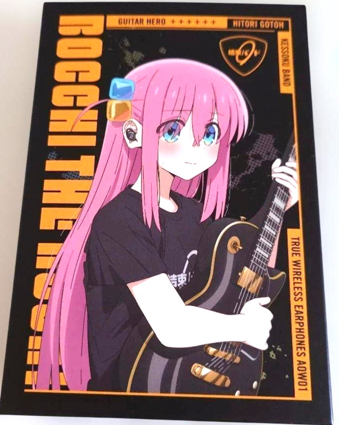Auriculares inalámbricos Bocchi the Rock modelo Hitori Gotoh sin usar abiertos