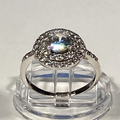 Sterling Silver Round Faceted Center Crystal Surround w/ Smaller Crystals Ring 8
