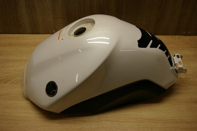 yamaha fz petrol tank parts