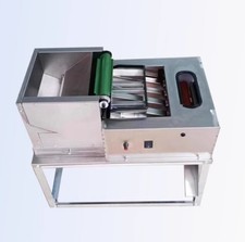 Automatic bean peeler with automatic feeding Soybean Green Peas Peeling Machine