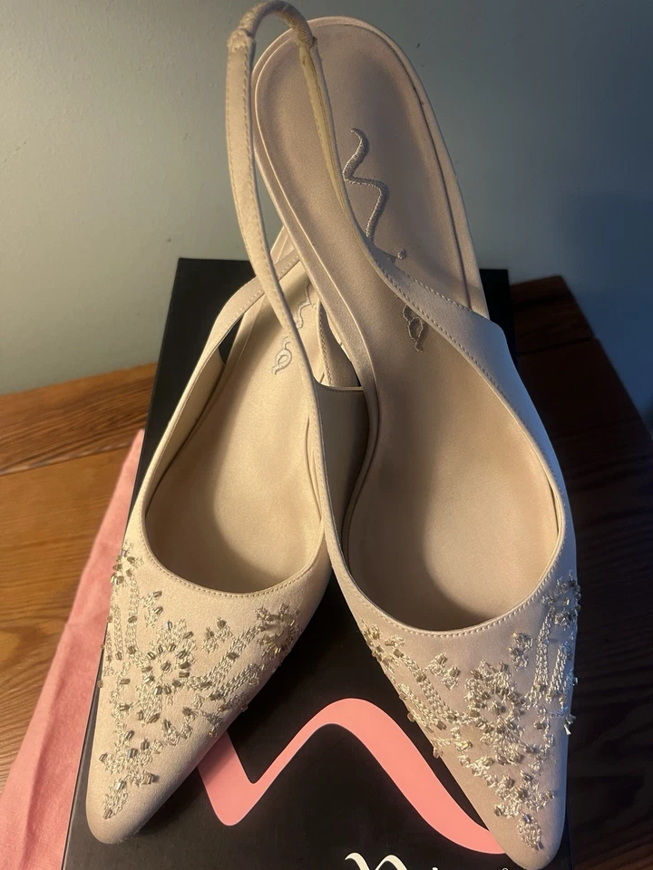 Suela de tela Nina bordada con cuentas con cordones para fiesta cóctel vacaciones talla 9,5 M Foto 2 de 4