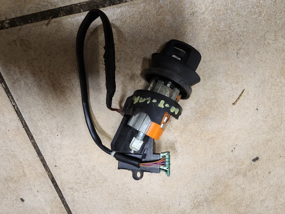 1998 1999 2000 2001 2002 LINCOLN TOWN CAR IGNITION KEY  IMMOBILIZER - Image 3 of 3