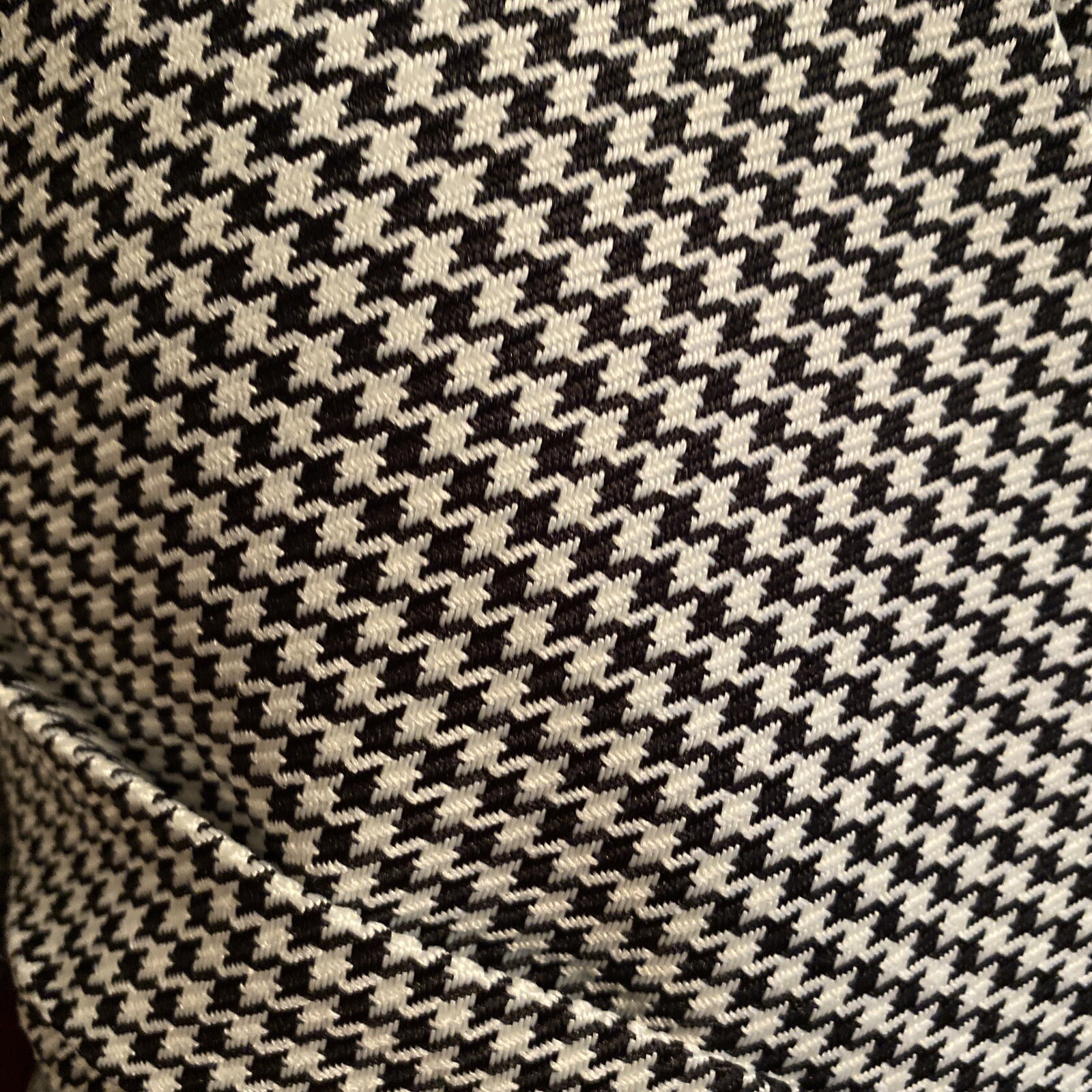 Picture 4 of 8