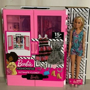 closet de barbie fashionista
