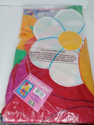 Vintage Windscupts Easter Chick Yard Flag NOS 27"x 45" 1997 - Picture 4 of 7