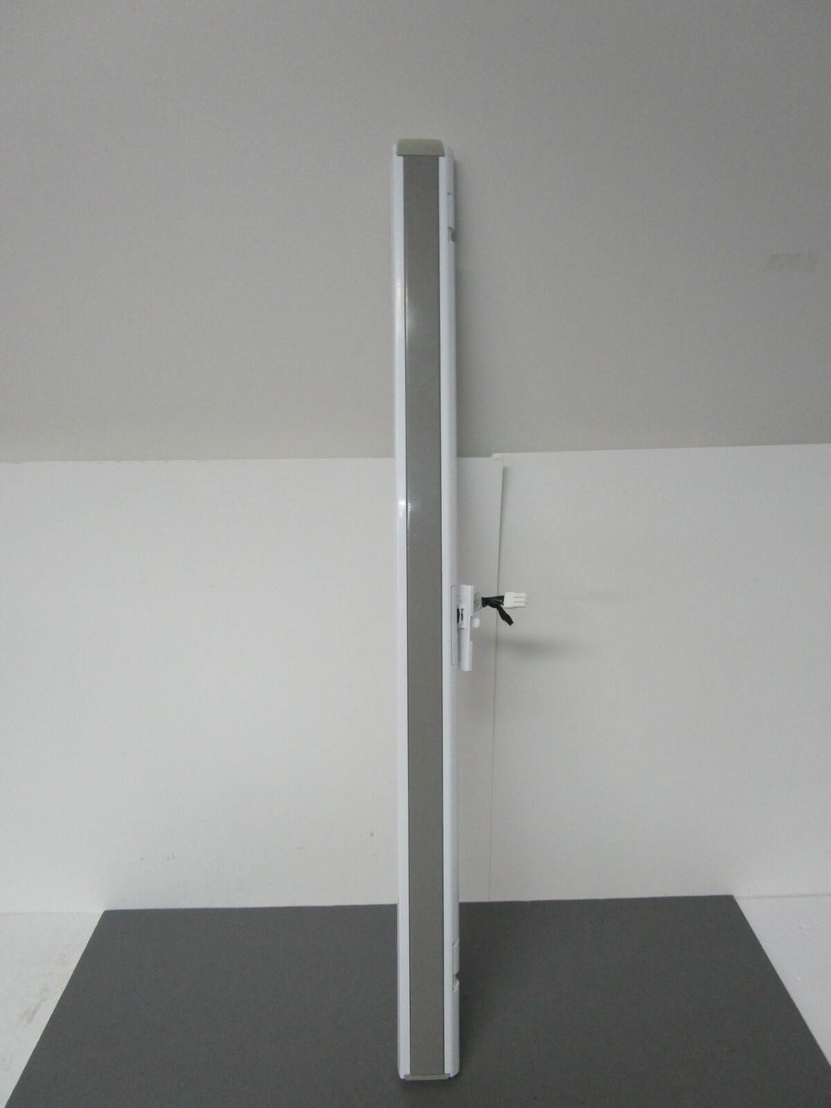 Samsung Fridge Mullion Door Flapper, 33 1/4" (120V, 10W) DA9716749A