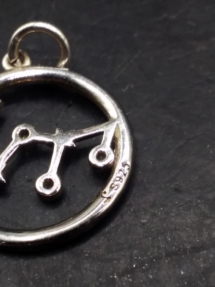 Colgante Constelación Plata 925 Piedras Transparentes Posiblemente Marca Swarovski Fabricante Foto 4 de 4