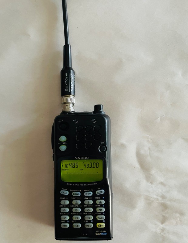 Yaesu FT-51R Dual Band VHF/UHF FM Handheld Transceiver w/ Box & Accessories