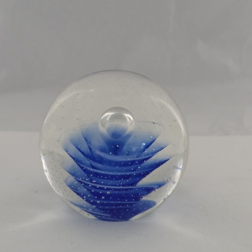 Mid-Century Blown Glass Paperweight – Blue Swirl & Controlled Bubbles – Vintage - Picture 4 of 7