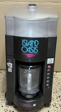ISLAND OASIS ICE SHAVER/BLENDER FROZEN DRINK MAKER SB-2100 W 2 BLENDER CUP NEW