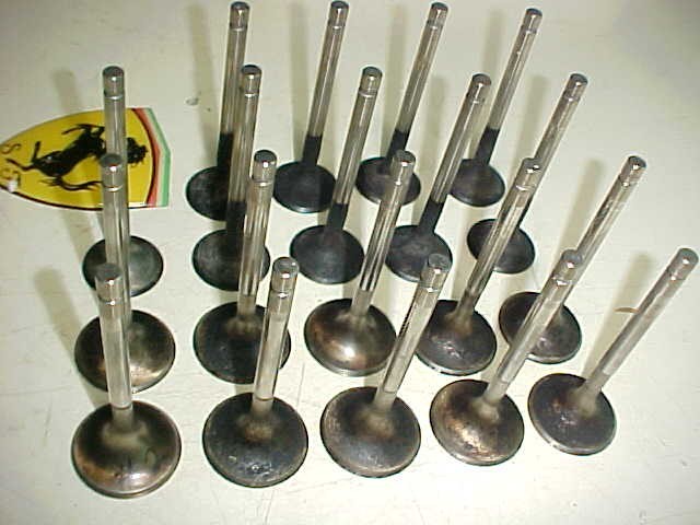 Ferrari 512 BBi Engine Cylinder Head Intake Exhaust Valves_GENUINE