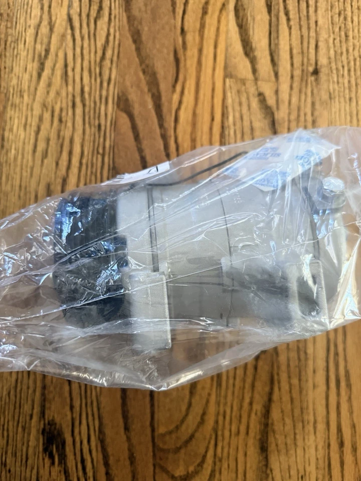 Compresor de aire acondicionado Nissan Titan Armada Infinity Qx56 Qx80 2012-2019 Foto 3 de 3