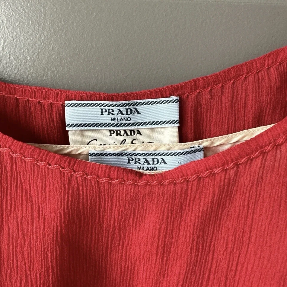 Top Prada Edición Especial Gasa Seda Talla 38 Foto 4 de 4