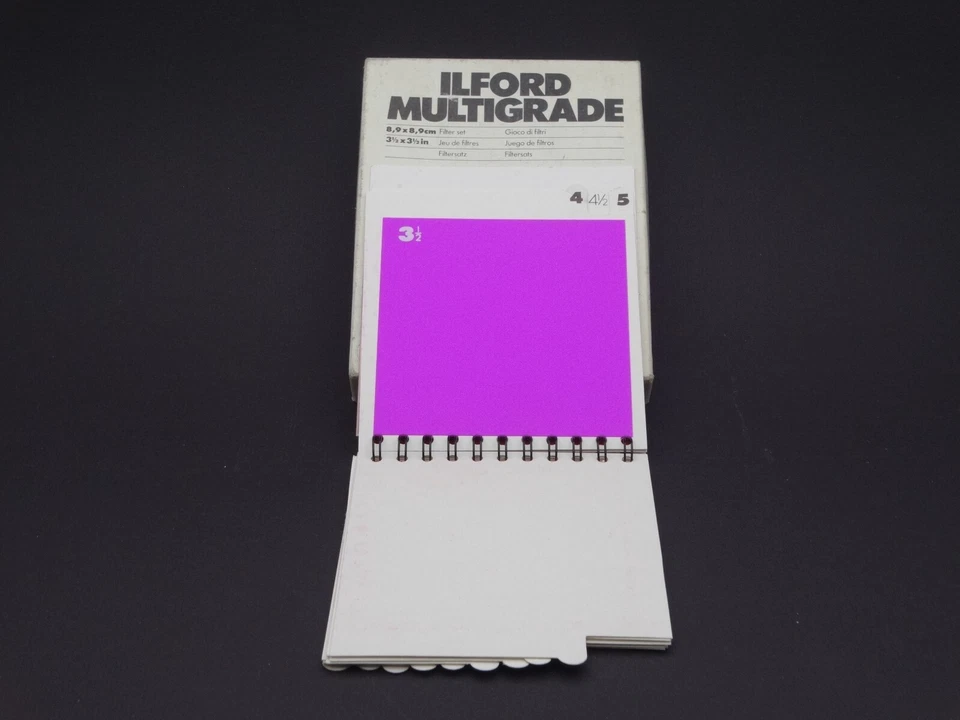 Ilford Multigrade 8.9 x 8.9cm / 3½x3½in 12 Piece Filter Set - For Above Lens Use - Image 4 of 4