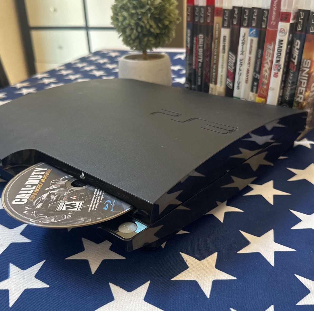 Sony PlayStation 3 Black, 2 Controllers, Wired, 10+ Video Games