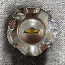 1 2007-13 Chevrolet Tahoe Silverado Avalanche Wheel Center Cap Oem 9595152 1 2007-13 Chevrolet Tahoe Silverado Avalanche Wheel Center Cap Oem 9595152