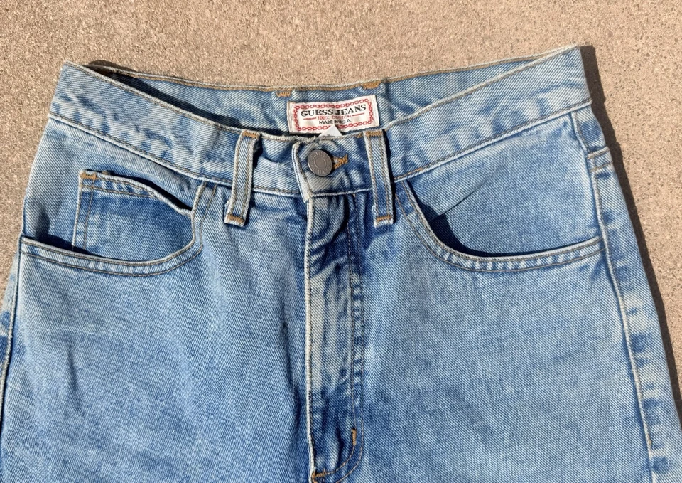 Jeans Guess Vintage Hechos en EE. UU. 1050RG Cintura Alta Mamá Jeans Talla 26x29 Foto 3 de 4