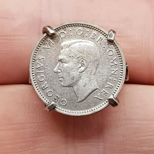 Kleiner englischer Silber Münzring mit Threepence 3d Münze von 1941. UK Größe G