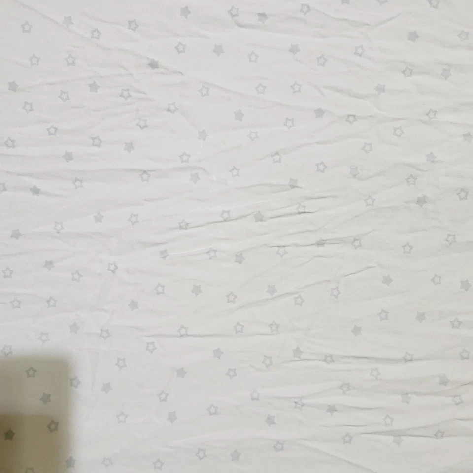Sábana bajera ajustada de algodón estrellas de 1 pieza para bebé niño pequeño Foto 4 de 4