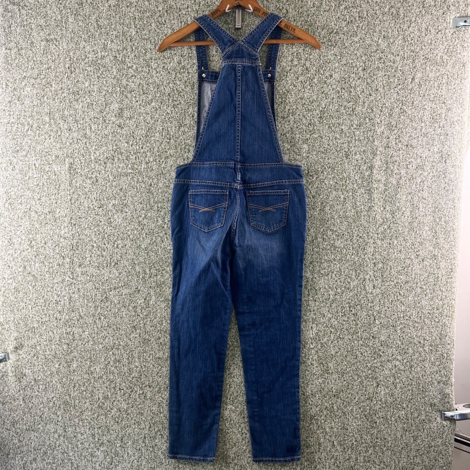 Picture 5 of 8