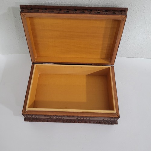 Vintage Handcrafted Trinket Box Wooden Polish Brass Inlay Birds Made In Poland - Picture 6 of 10