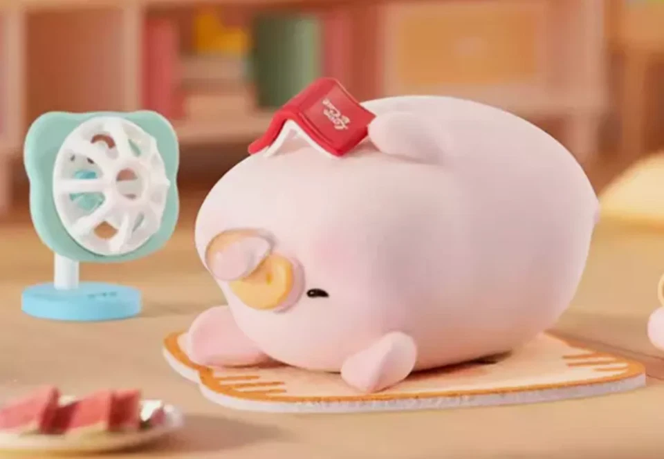 Toyzero+ LuLu The Piggy Stay With You Series Confirmed Blind Box Figure Doll Art - Image 3 of 4