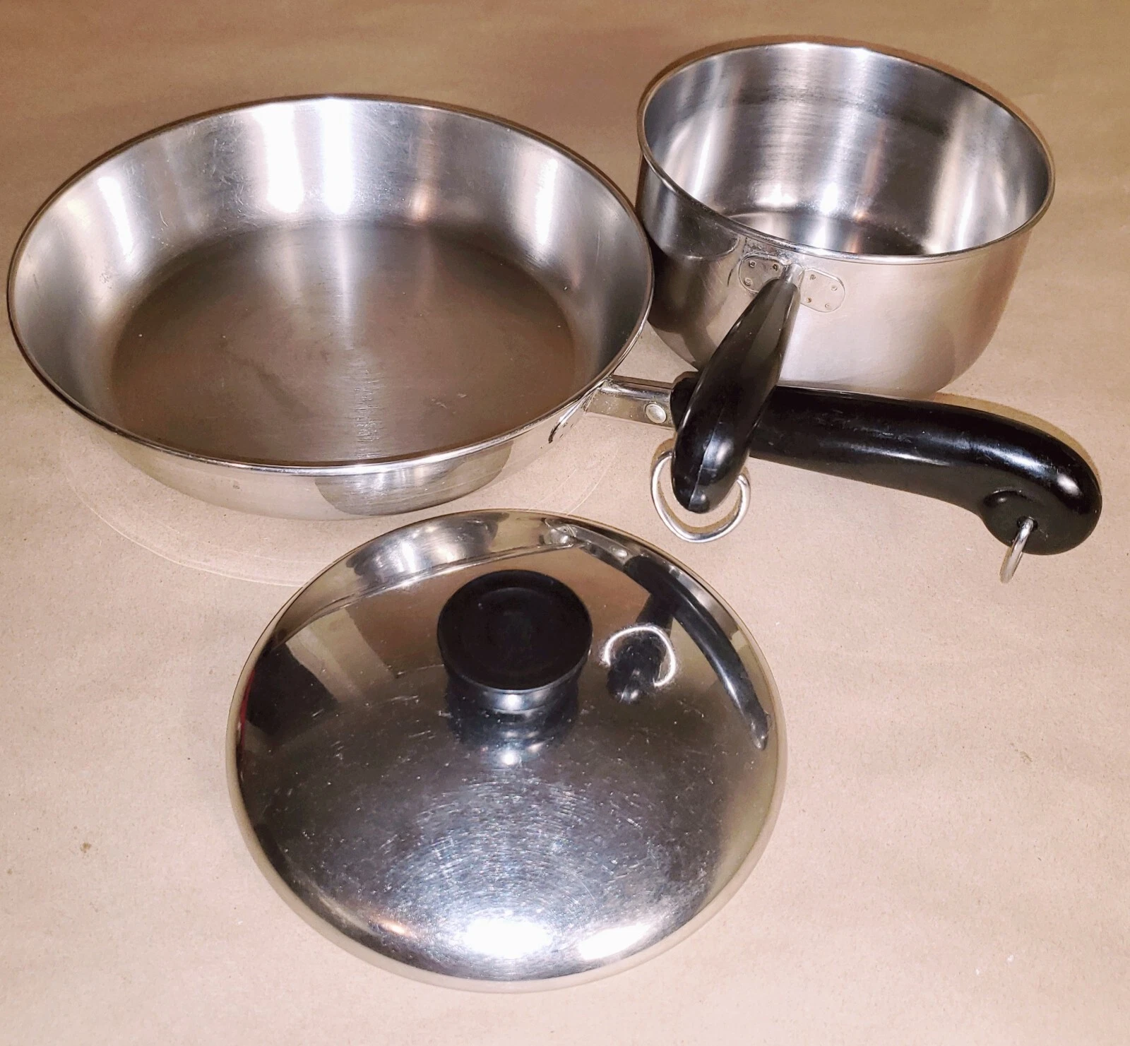 Revere Ware 1 1/2 Quart Stainless Sauce Pan w/ Lid & 9 INCH SAUCE PAN LOT Korea