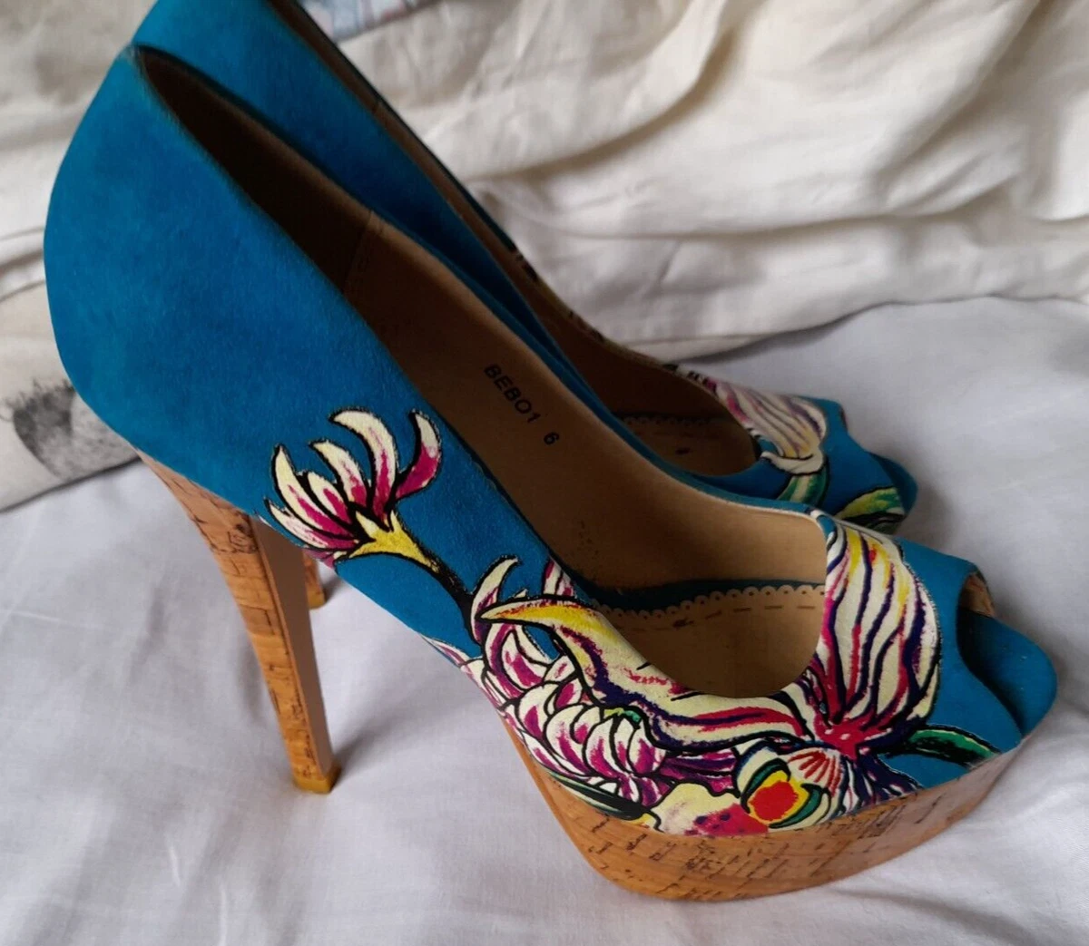 Open toe store floral heels