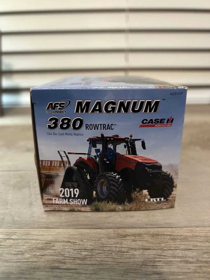Tractor tractor ERTL 1/64 Case IH 380 Magnum Row Trac, Farm Show 2019, plateado Foto 2 de 4