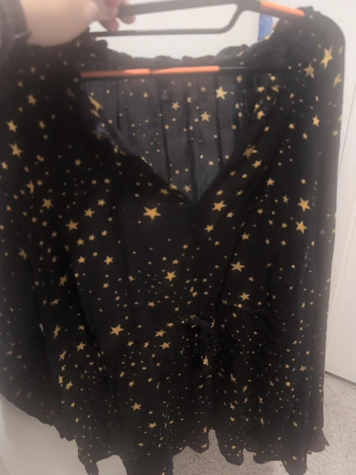 Top de faisán tórrido negro dorado estrella lazo cintura talla 2 Foto 2 de 3