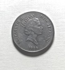 Nice large 50 cents Coin NEW ZEALAND 1986 w/Sailing Ship Endeavor on back