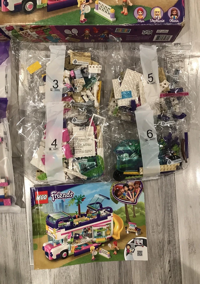 LEGO FRIENDS Friendship Bus 41395 Complete Set (Box Damaged) - Image 4 of 4