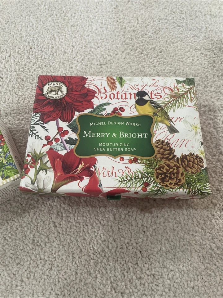 Michel Design Shea Butter Soap Bars (3), NIB Merry & Bright, Winterfrost - Image 4 of 4