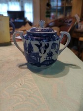 Vintage Sugar Bowl w/ lid " Blue Willow Y.S. Made In Japan