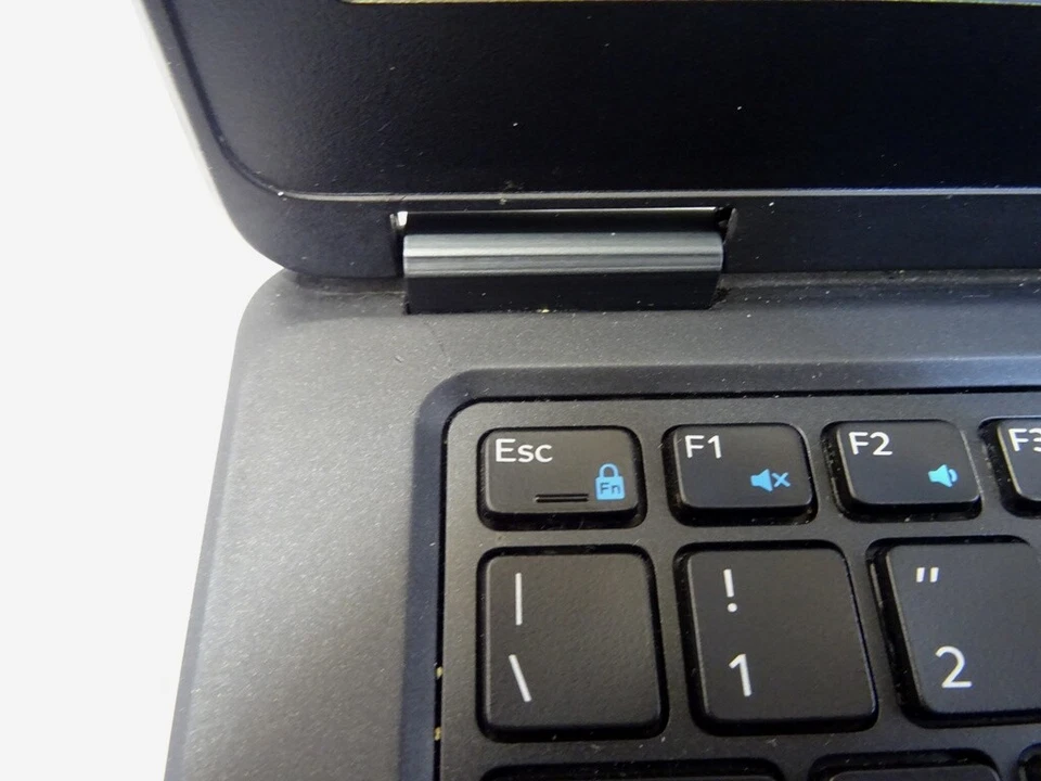 NOTEBOOK PC PORTATILE DELL E7250 INTEL CORE I5 2.3GHZ SSD256GB RAM 8GB WIN10 P, foto 3 di 5