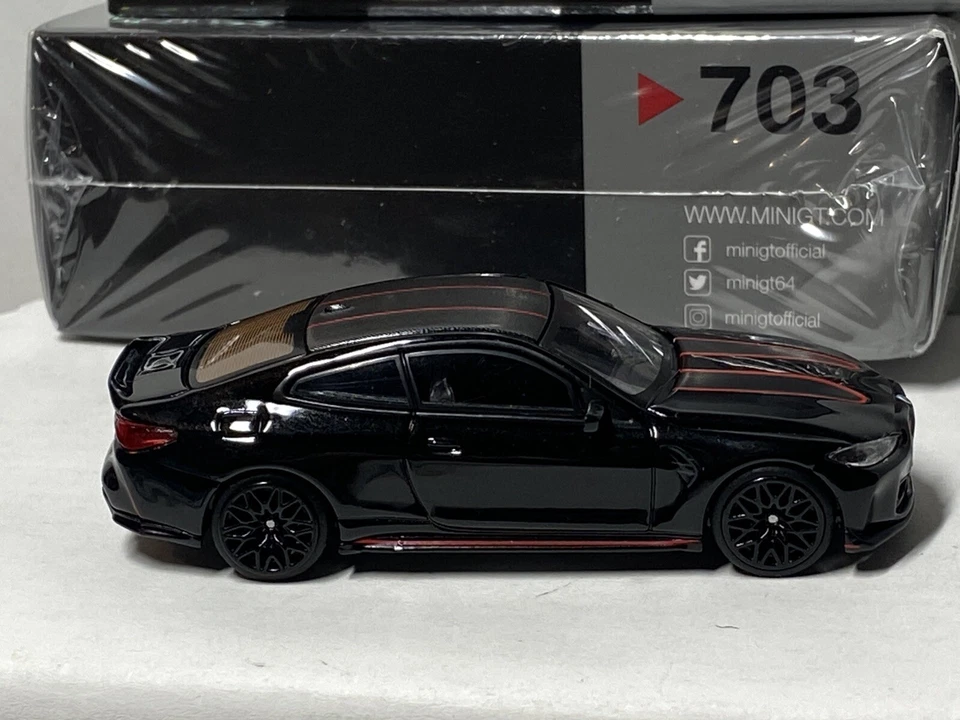 Mini gt 1/64 🇨🇵 BMW m4 csl , Black Sapphire #703 - Photo 3/4