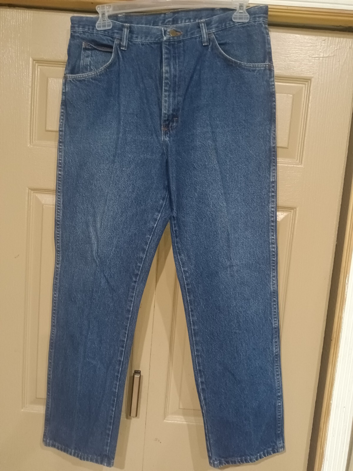 Picture 1 of 4