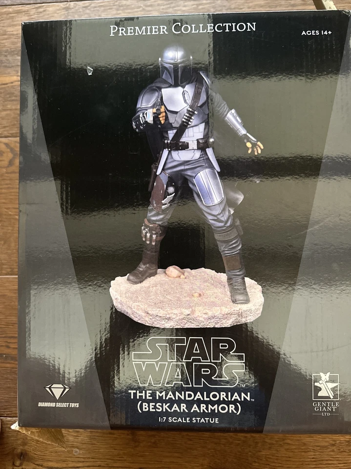 Figura Star Wars The Mandalorian (Beskar Armor) escala 1:7 Foto 2 de 4