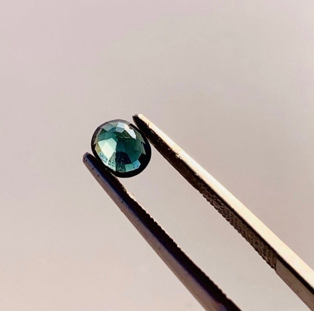 Saphir bleu vert certifié AIG 1.04 Carat pour création de bijou - 2