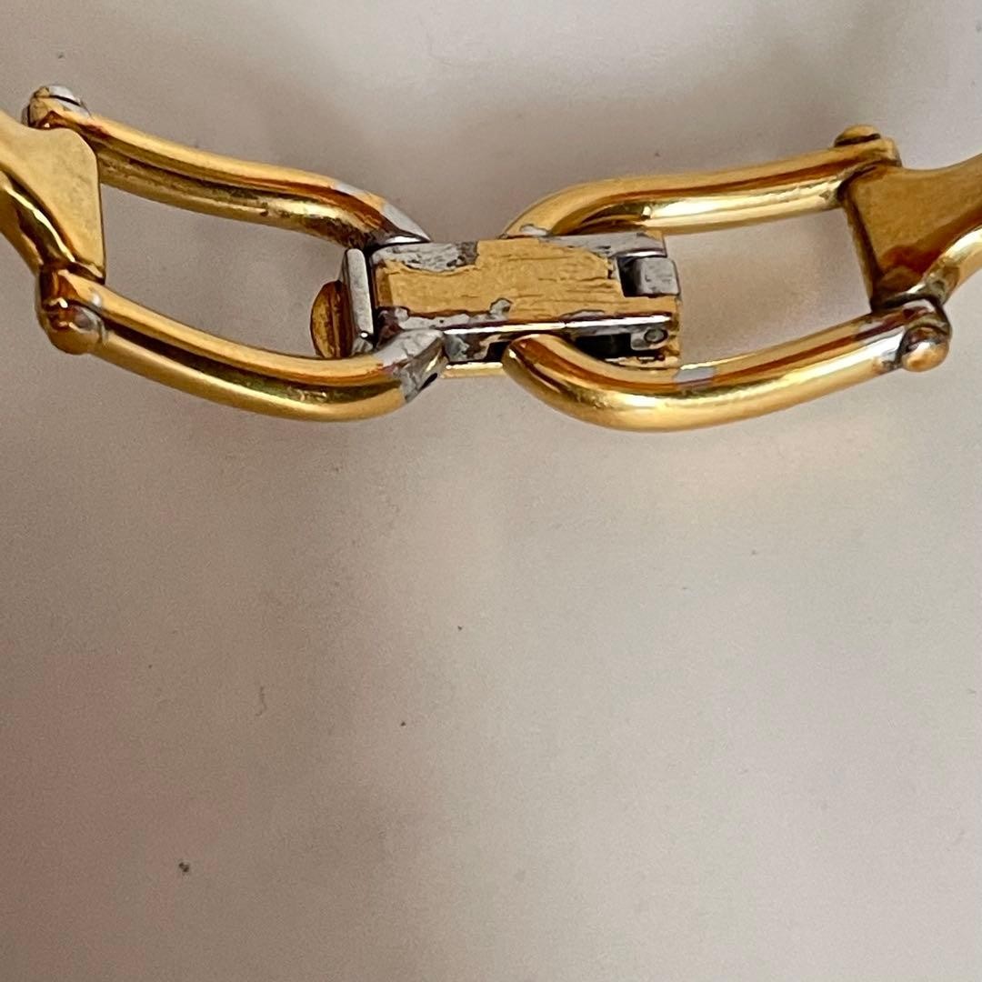 Gucci 1500 Quartz Rectangular Gold Bangle Watch M… - image 3