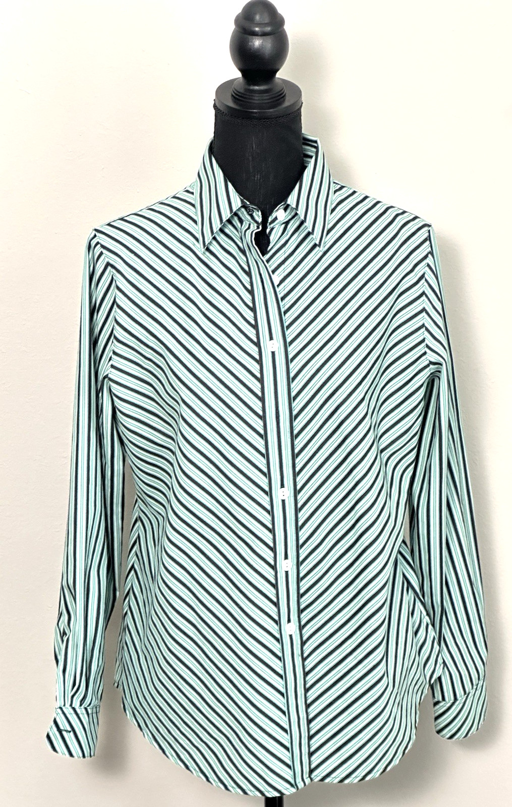 Foxcroft Women’s Button Down Striped Longsleeve B… - image 2