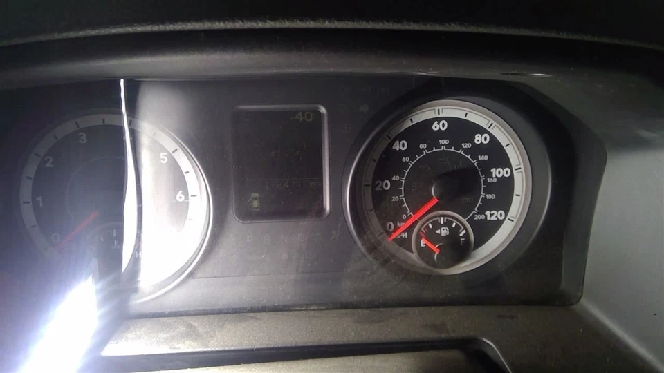 Dodge RAM 1500 2013 purificador de aire/caja 53032405AD 6781 Foto 3 de 4