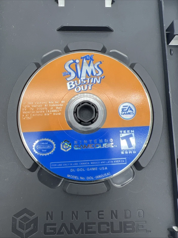 Sims Bustin' Out Nintendo Gamecube sem manual - Imagem 4 de 4
