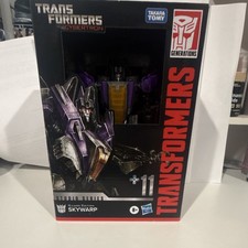 Hasbro Transformers Studio Series Skywarp Action Figure Removable Backdrop