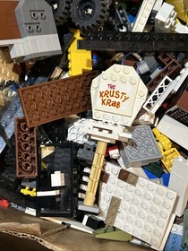 LEGO Lot SpongeBob&ndash; 3825, 3826 Winter Toy Shop 10199 And More