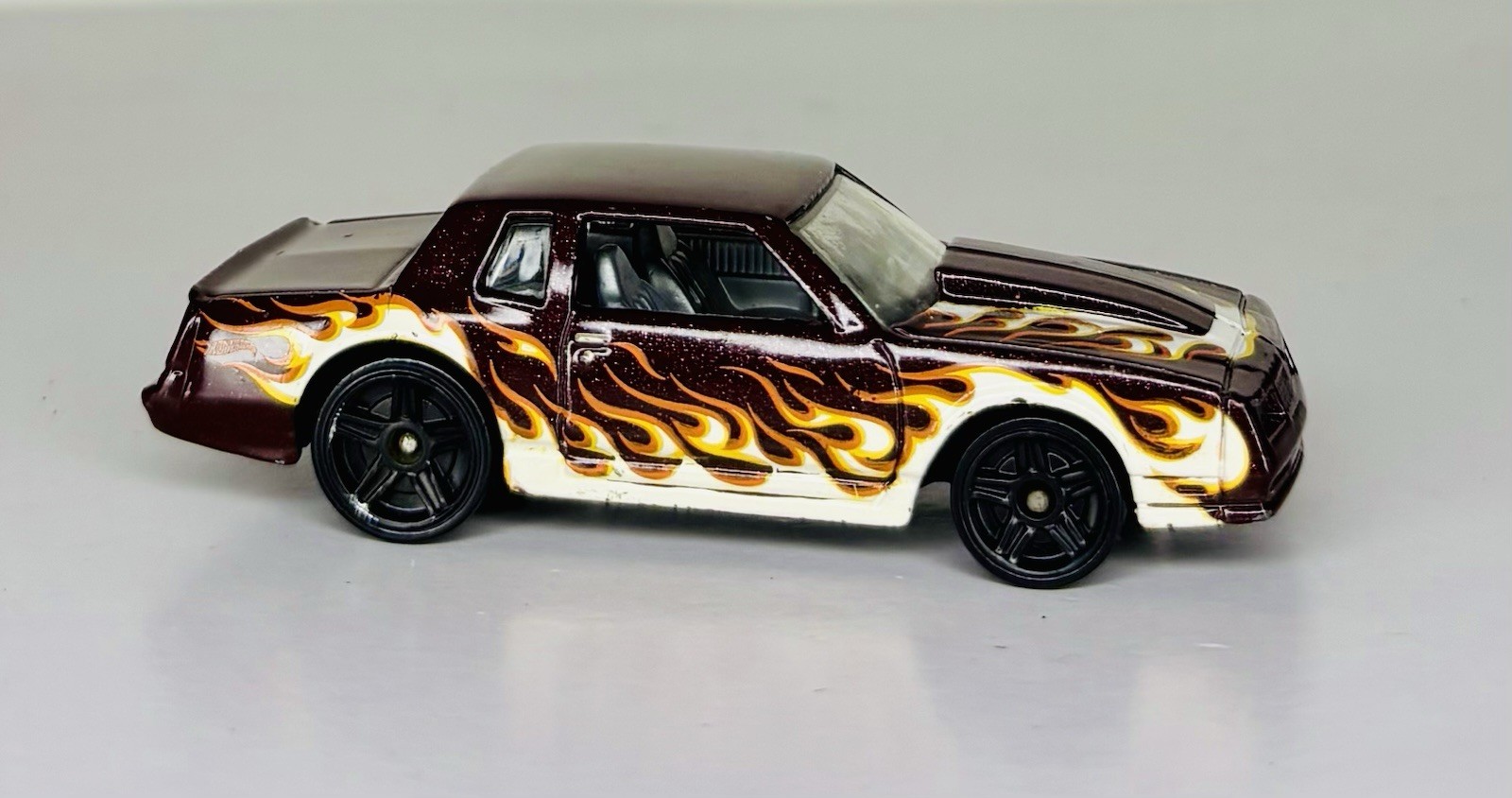 HOT WHEELS 2013 HW HEAT FLEET '86 Chevrolet MONTE CARLO SS