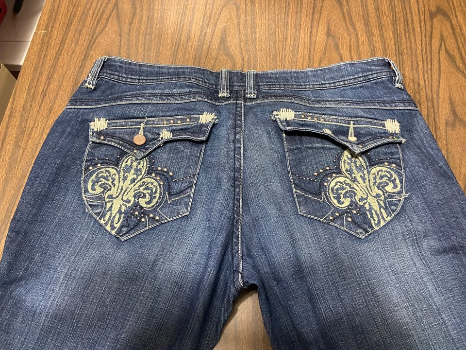 Chinese Lavandería, corte bota tiro medio 34x37=14 Foto 3 de 4